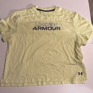 Under Armour Medium cropped shirt